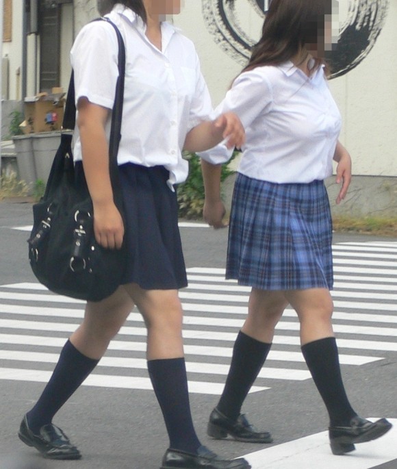日女高中生「情色白皮书」赤裸揭露:过半是D以上大奶妹、13%做过援交-1 日女高中生「情色白皮书」赤裸揭露:过半是D以上大奶妹、13%做过援交