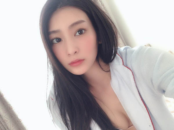 一年一度!FANZA成人赏结果发表,新科AV影后当场激动落泪啦!-1 一年一度!FANZA成人赏结果发表,新科AV影后当场激动落泪啦!