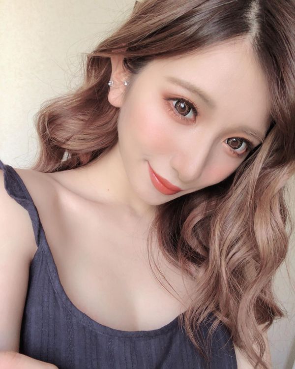 AV最终章!G罩杯小隻马「园田みおん」引退作登场,抖S女王的性爱俱乐部!-1 AV最终章!G罩杯小隻马「园田みおん」引退作登场,抖S女王的性爱俱乐部!