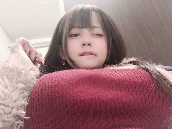 被凌辱上瘾的巨乳小只马「夕美しおん」爽到翻白眼 挤压奶球挑逗粉丝-8 被凌辱上瘾的巨乳小只马「夕美しおん」爽到翻白眼 挤压奶球挑逗粉丝