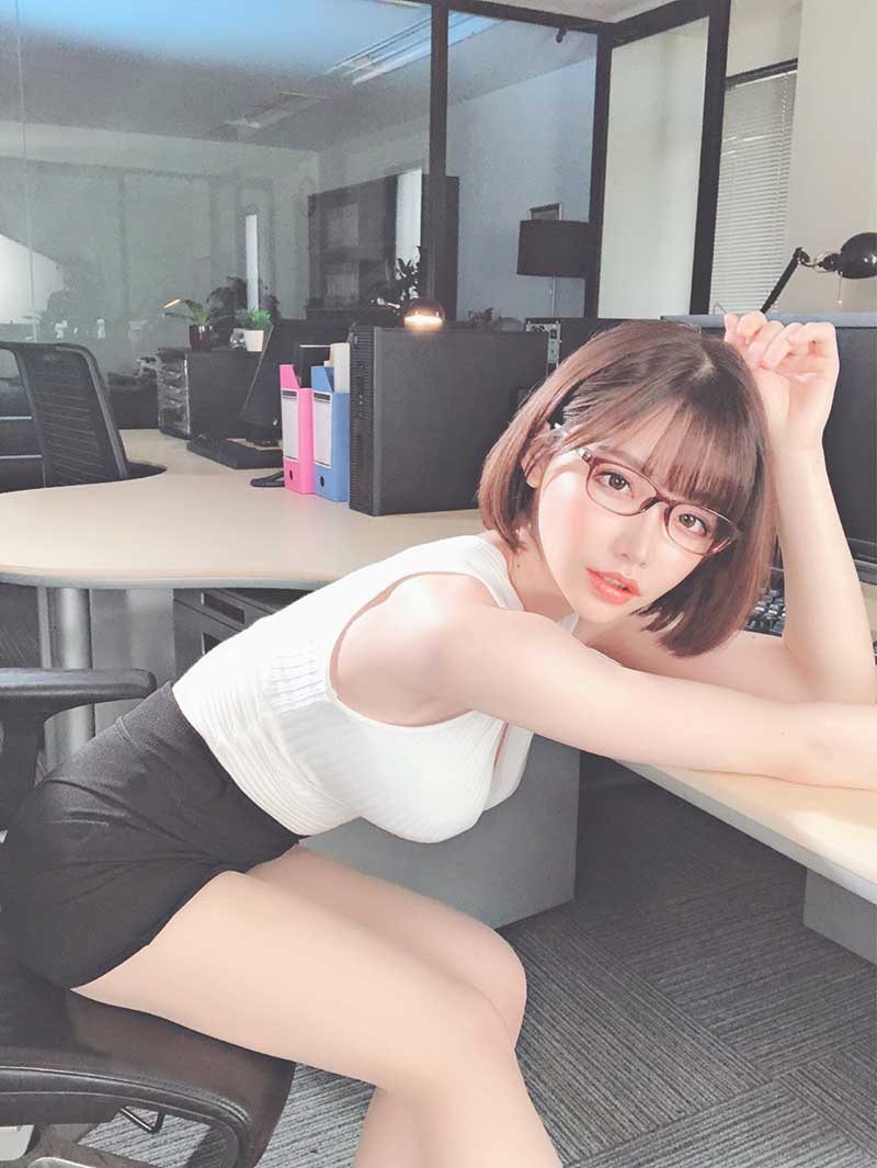 进去3公分就好!性感嫂子「深田えいみ」最后还是要小叔全部进来-1 进去3公分就好!性感嫂子「深田えいみ」最后还是要小叔全部进来