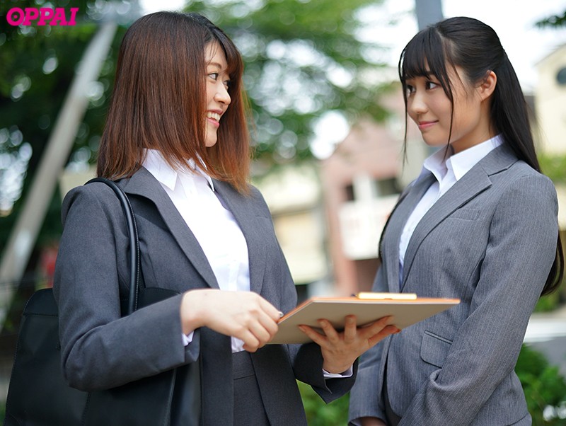 不只试穿还能试干!巨乳内衣销售员「川村晴&深沢いのり」登门提供性服务-1 不只试穿还能试干!巨乳内衣销售员「川村晴&深沢いのり」登门提供性服务