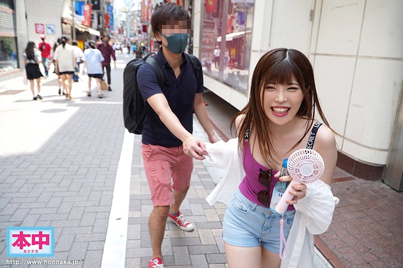 每5人就有1人和她搞过!渋谷公车开进荧光幕!-1 每5人就有1人和她搞过!渋谷公车开进荧光幕!