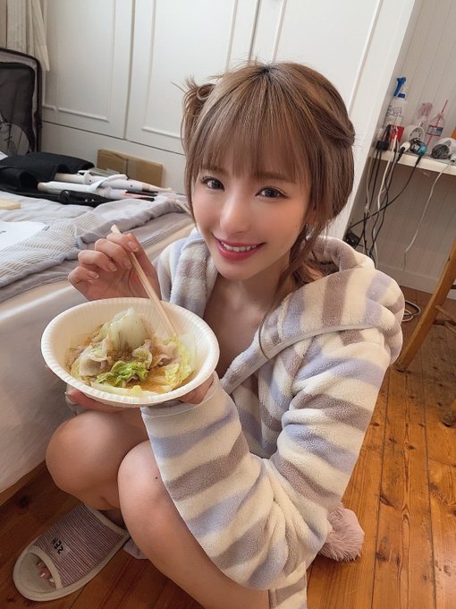 可爱mix性感! F罩杯AV大胃女王「桃乃木香奈」担任内衣MD美照连发狂吸上千赞!-3 可爱mix性感! F罩杯AV大胃女王「桃乃木香奈」担任内衣MD美照连发狂吸上千赞!