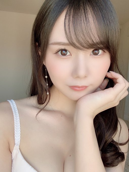 大放闪照! 小恶魔系美少女「坂道美瑠」认爱蓝芽水月?!-3 大放闪照! 小恶魔系美少女「坂道美瑠」认爱蓝芽水月?!