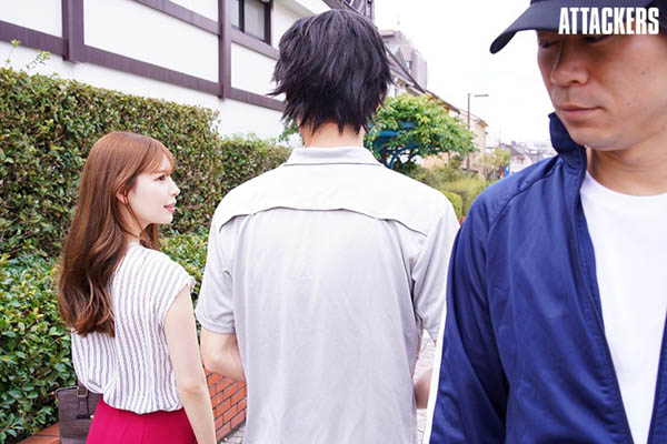 逃狱强暴犯!美女人妻「明里つむぎ」为救丈夫惨遭「中出五天五夜」!-2 逃狱强暴犯!美女人妻「明里つむぎ」为救丈夫惨遭「中出五天五夜」!