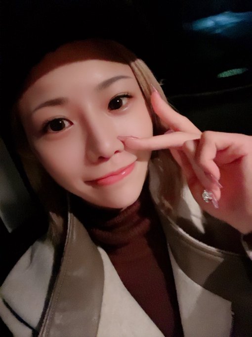 自曝害羞春梦内容! 21岁美胸辣妹「冰堂莉莉亚」AV出道!-5 自曝害羞春梦内容! 21岁美胸辣妹「冰堂莉莉亚」AV出道!