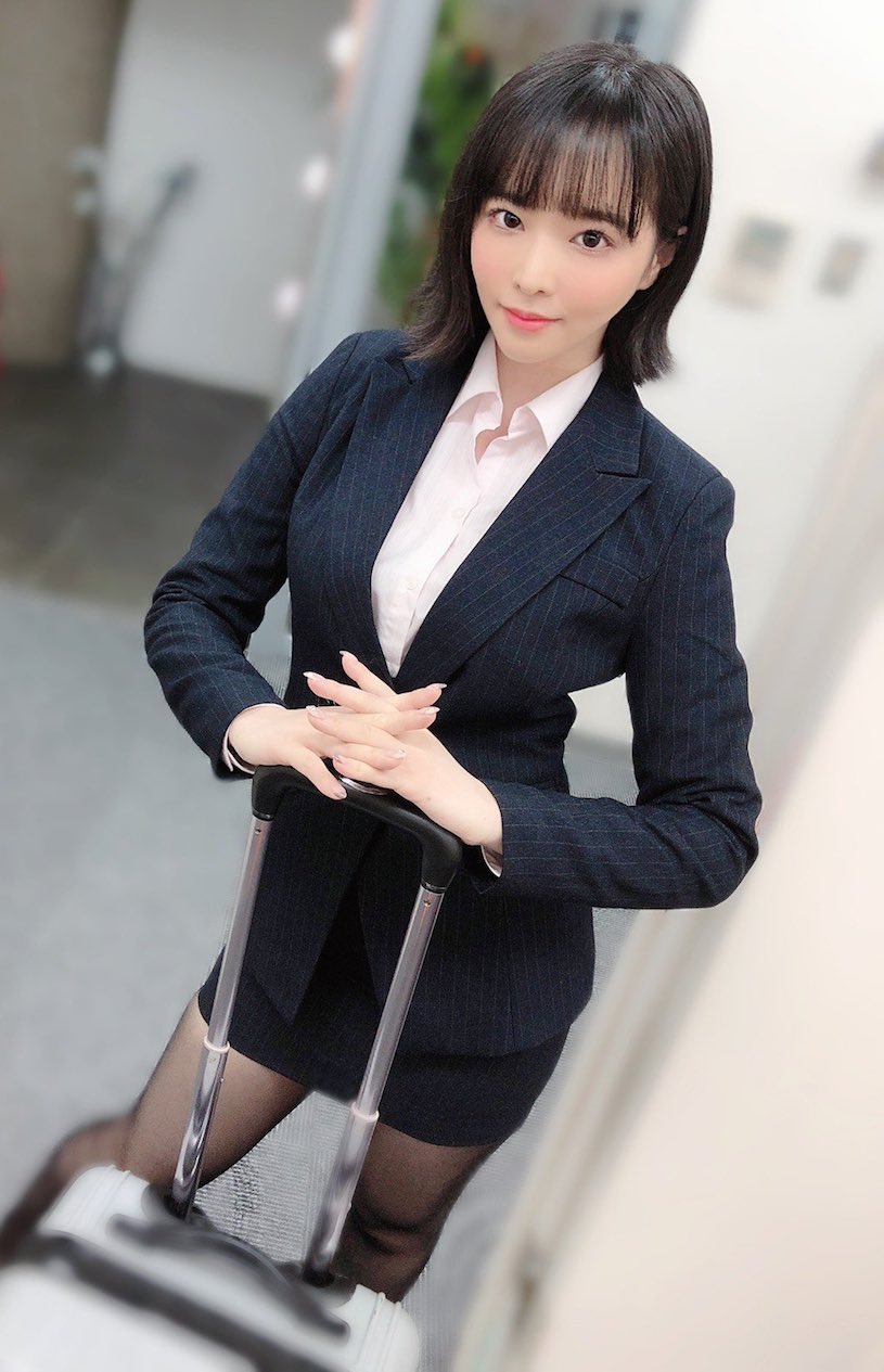 G奶小只马「三宫つばき」化身骚气OL,「解开衬衫的巨乳」让人无限遐想!-2 G奶小只马「三宫つばき」化身骚气OL,「解开衬衫的巨乳」让人无限遐想!