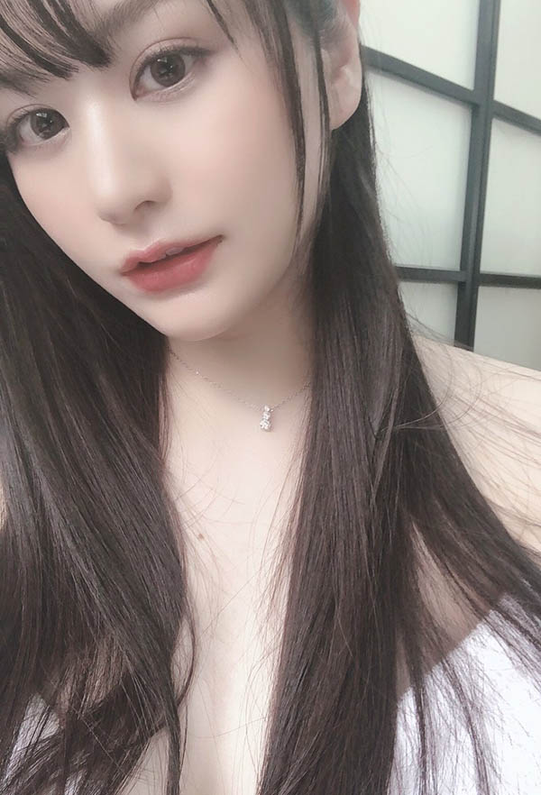 JULIA小师妹登场! H罩杯巨乳美少女“唯月优花”AV出道自曝最想交手的AV男优是…!-11 JULIA小师妹登场! H罩杯巨乳美少女“唯月优花”AV出道自曝最想交手的AV男优是…!