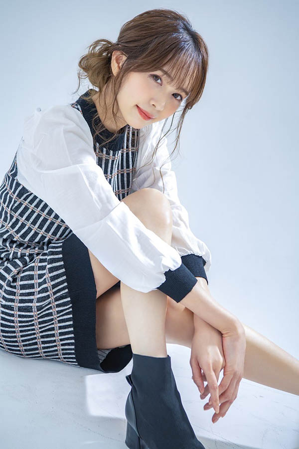 有志玲姐姐的味道!大长腿美巨乳!艺能人、瀬乃みなみ(濑乃南)降临暗黑界! …-4 有志玲姐姐的味道!大长腿美巨乳!艺能人、瀬乃みなみ(濑乃南)降临暗黑界! …