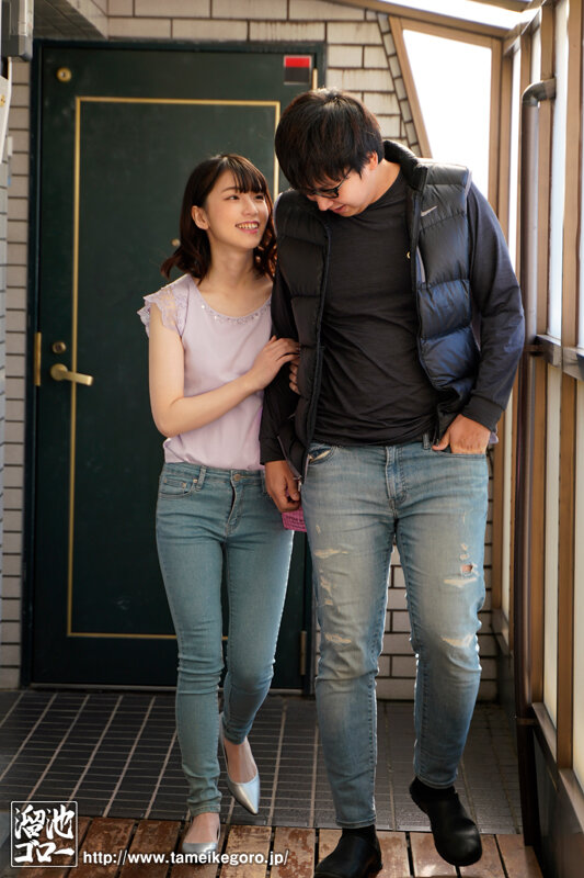 超骚人妻“花狩まい”勾引邻居 露出内裤就是老公不在的信号!-1 超骚人妻“花狩まい”勾引邻居 露出内裤就是老公不在的信号!